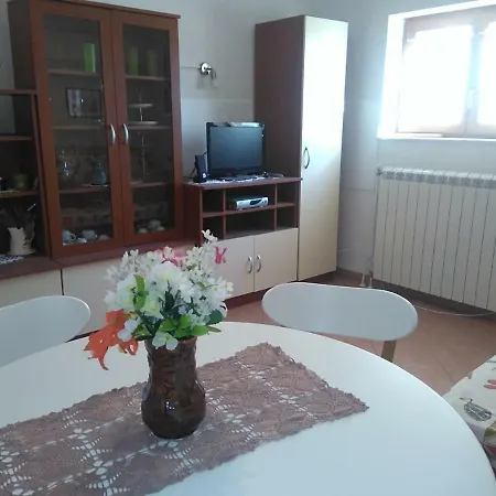 Kamik 2 Apartment